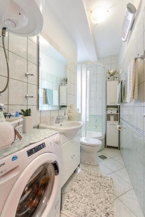 Apartment Mare Milna (Brac)